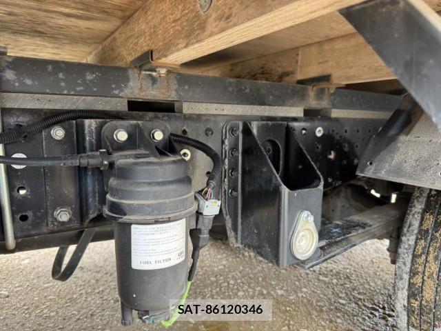 Mitsubishi CANTER 2015-02 6242614-16