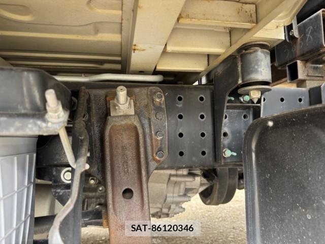 Mitsubishi CANTER 2015-02 6242614-17