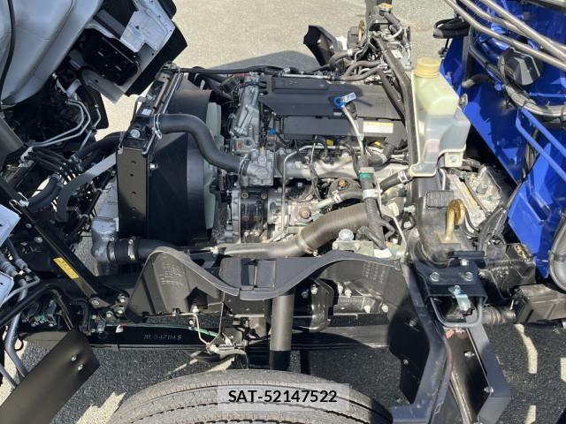 Mitsubishi CANTER 2025-12 6242588-16
