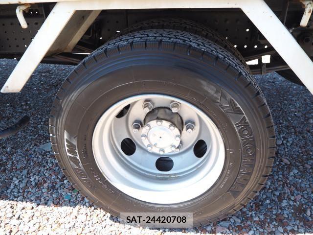 Mitsubishi CANTER 2017-12 6242616-23
