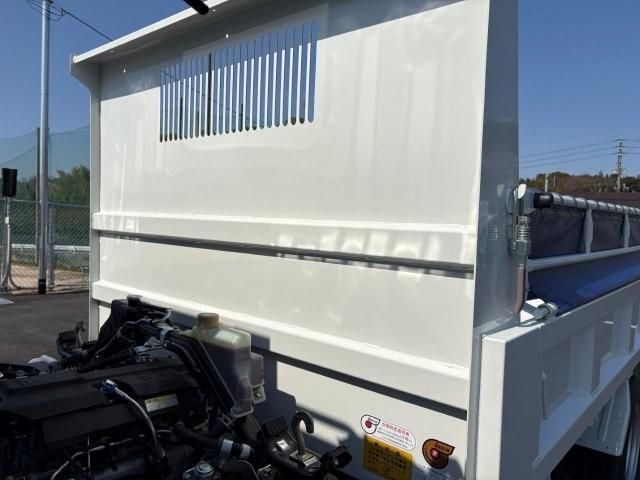 Mitsubishi CANTER 2025-12 6274310-9