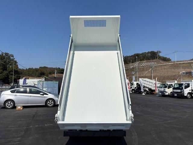 Mitsubishi CANTER 2025-12 6274310-10