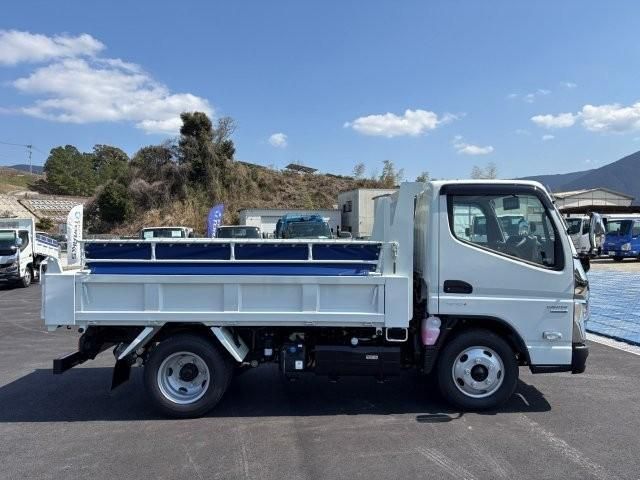 Mitsubishi CANTER 2025-12 6274310-5