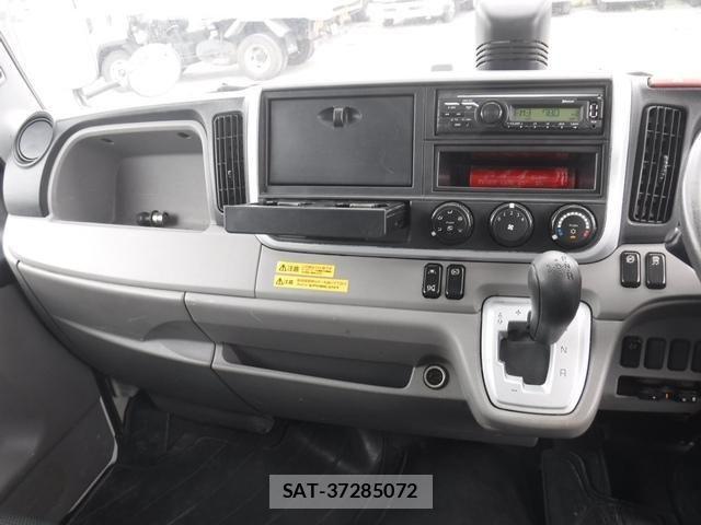 Mitsubishi CANTER 2019-09 6303165-16