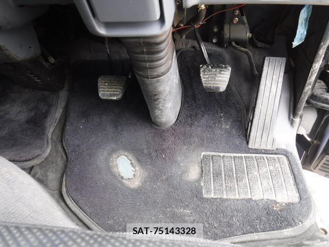 Mitsubishi CANTER 2008-11 6303187-16