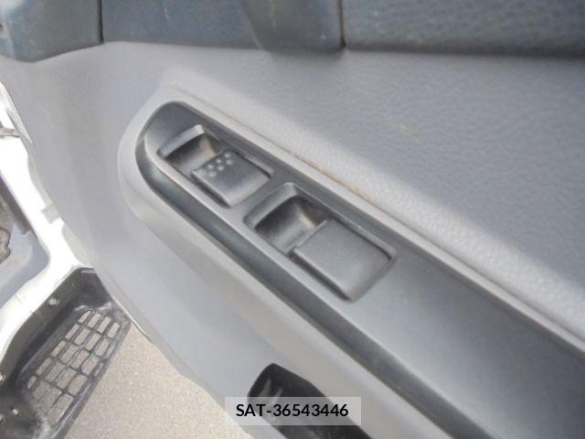 Mitsubishi CANTER 2014-10 6495826-9