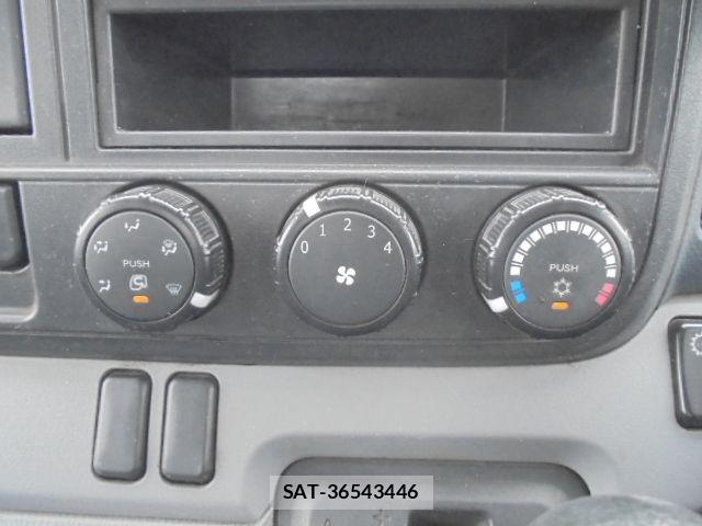 Mitsubishi CANTER 2014-10 6495826-13