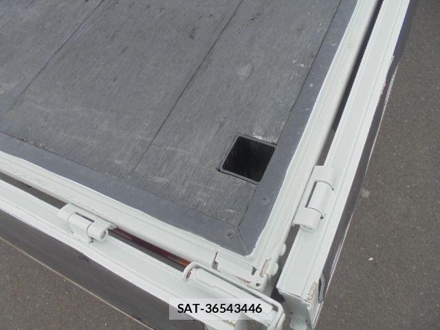 Mitsubishi CANTER 2014-10 6495826-28