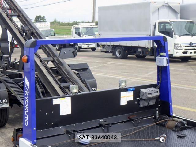 Mitsubishi CANTER 2016-12 6495781-12