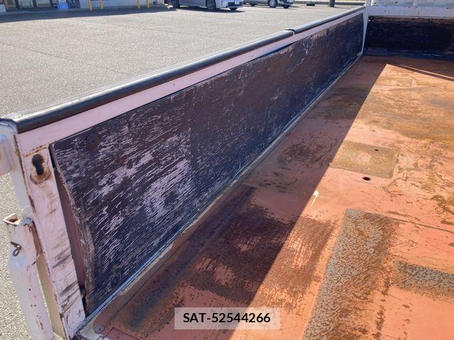 Mitsubishi CANTER 2017-02 6495825-9