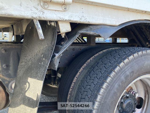 Mitsubishi CANTER 2017-02 6495825-16