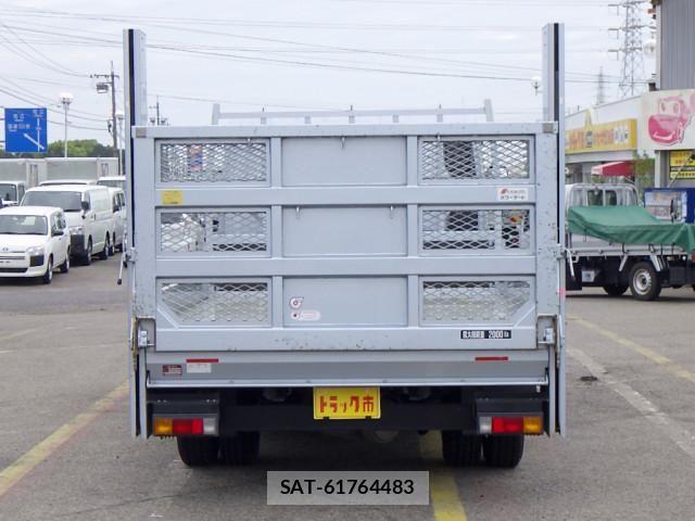 Mitsubishi CANTER 2021-01 6495791-5