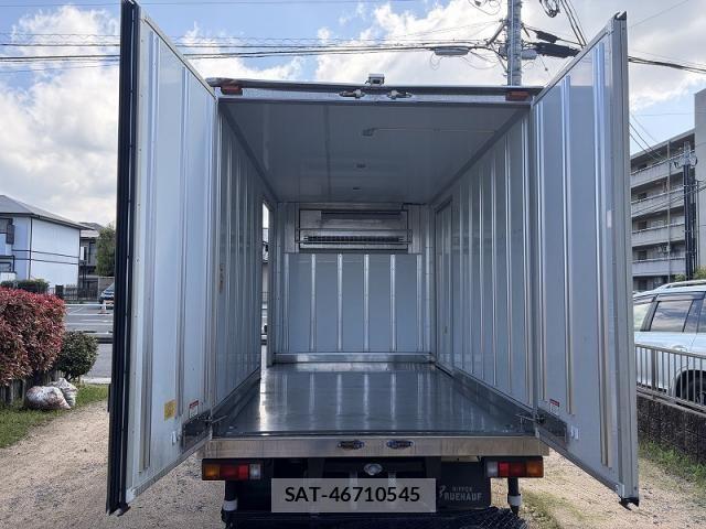 Mitsubishi CANTER 2011-12 6495842-6
