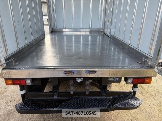 Mitsubishi CANTER 2011-12 6495842-7