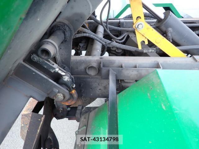 Mitsubishi CANTER 2015-08 6495799-10