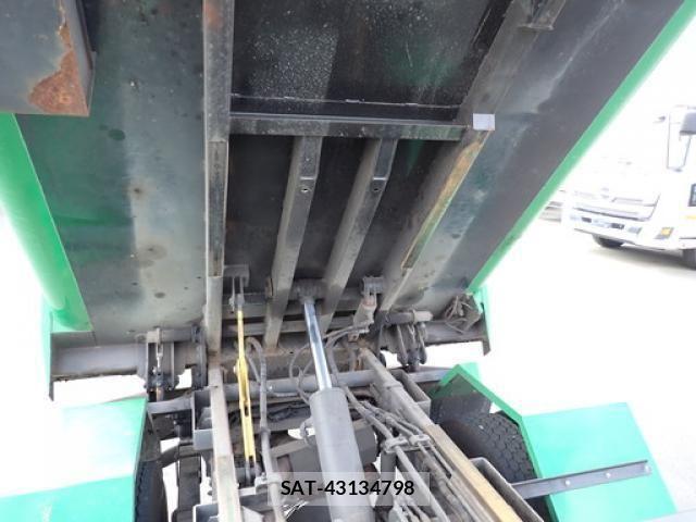 Mitsubishi CANTER 2015-08 6495799-14