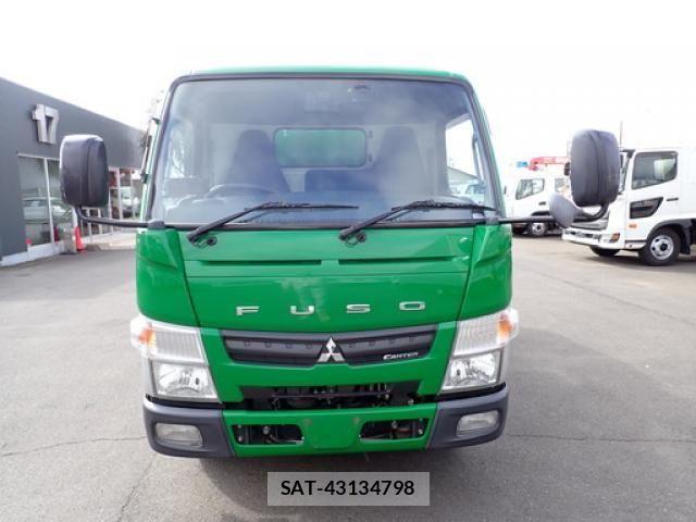 Mitsubishi CANTER 2015-08 6495799-1