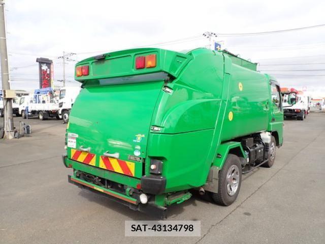 Mitsubishi CANTER 2015-08 6495799-4