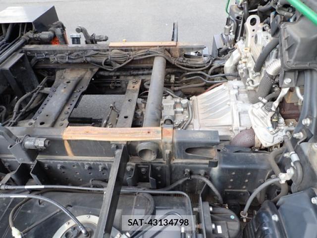 Mitsubishi CANTER 2015-08 6495799-8
