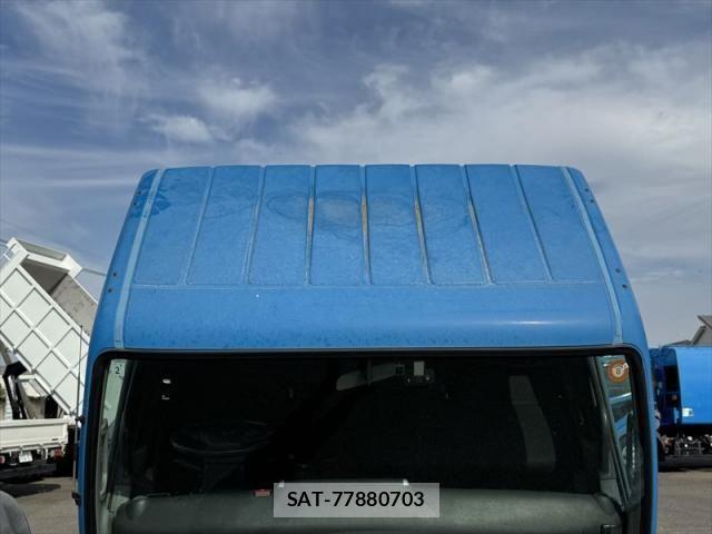 Mitsubishi CANTER 2017-02 6495818-23