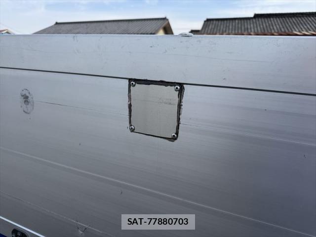 Mitsubishi CANTER 2017-02 6495818-8