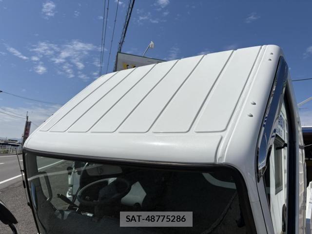 Mitsubishi CANTER 2012-03 6495819-11