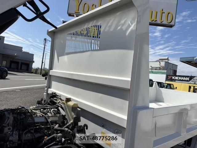 Mitsubishi CANTER 2012-03 6495819-12