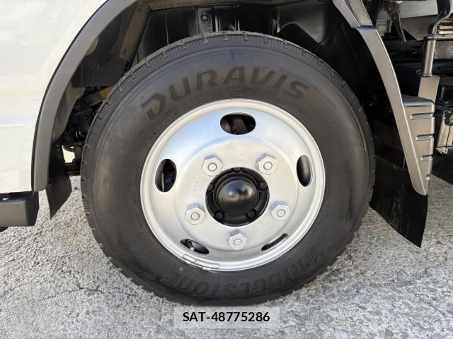 Mitsubishi CANTER 2012-03 6495819-28