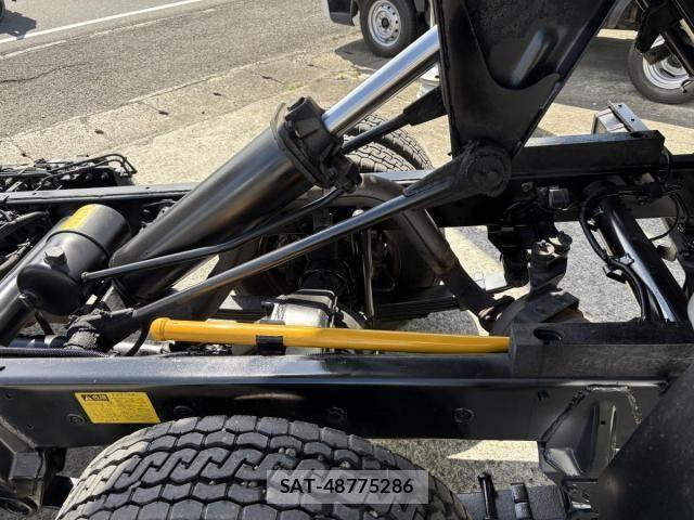 Mitsubishi CANTER 2012-03 6495819-7