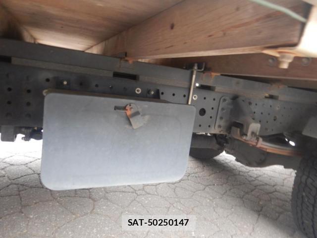 Mitsubishi CANTER 2016-05 6525784-17