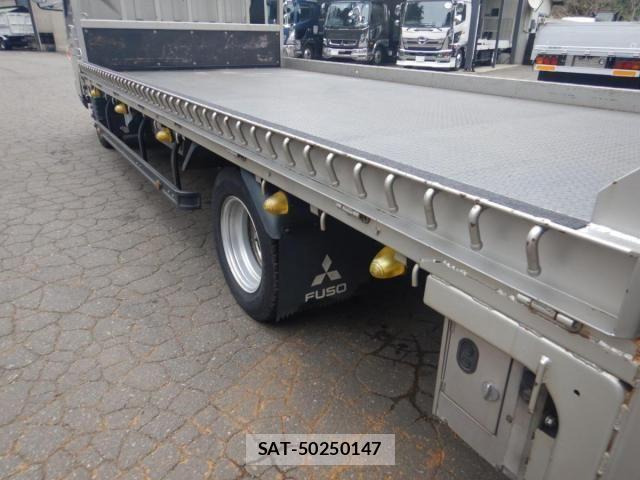 Mitsubishi CANTER 2016-05 6525784-29