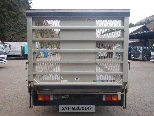 Mitsubishi CANTER 2016-05 6525784-4
