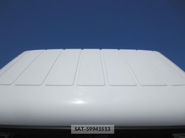 Mitsubishi CANTER 2023-06 6525772-16