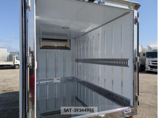 Mitsubishi CANTER 2026-01 6525770-16