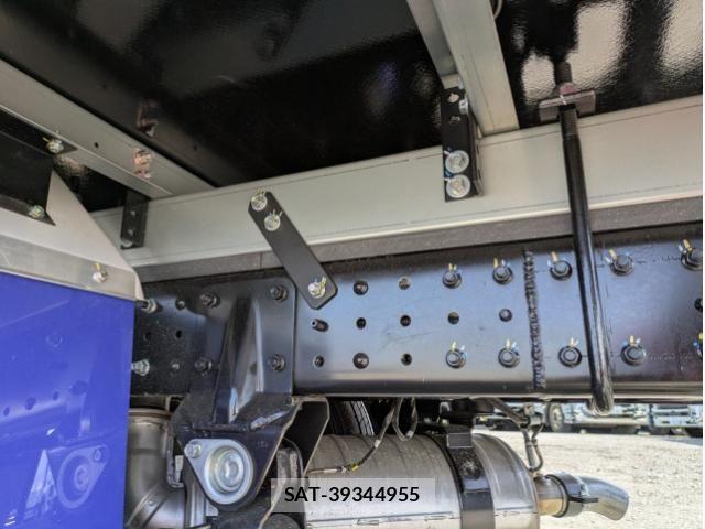 Mitsubishi CANTER 2026-01 6525770-21