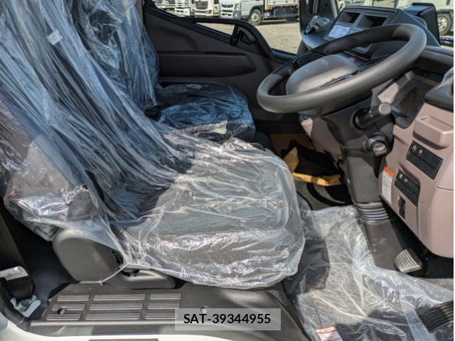 Mitsubishi CANTER 2026-01 6525770-27