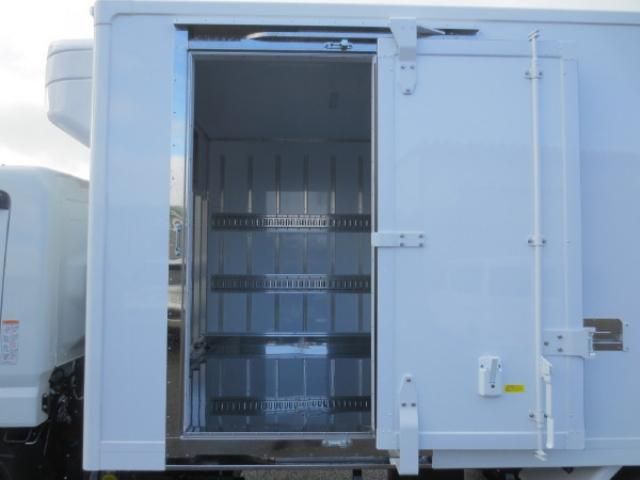 Mitsubishi CANTER 2025-09 6530255-10