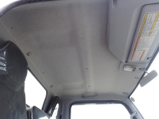 Mitsubishi CANTER 2019-06 6530270-13