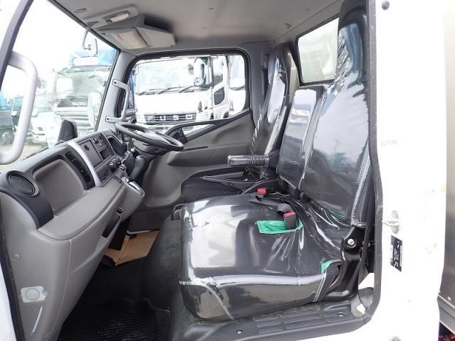 Mitsubishi CANTER 2019-06 6530270-14