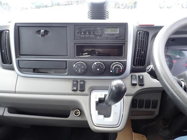 Mitsubishi CANTER 2019-06 6530270-16