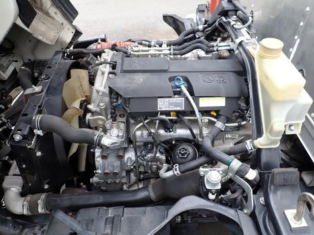 Mitsubishi CANTER 2019-06 6530270-23