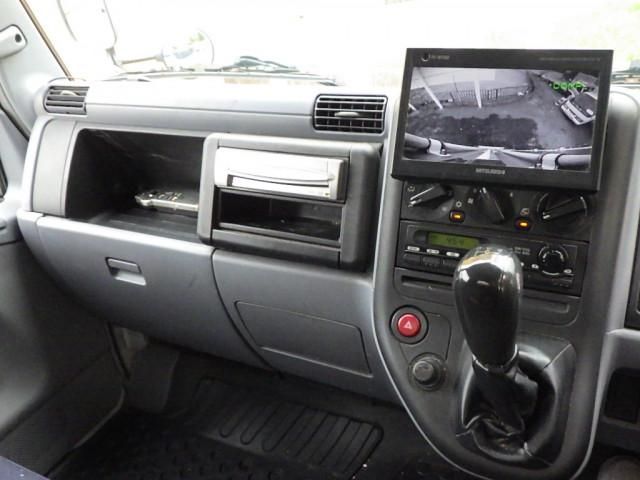 Mitsubishi CANTER 2006-10 6596188-13