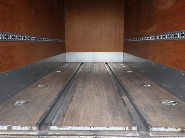 Mitsubishi CANTER 2006-10 6596188-18