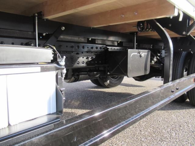 Mitsubishi CANTER 2025-12 6596105-12