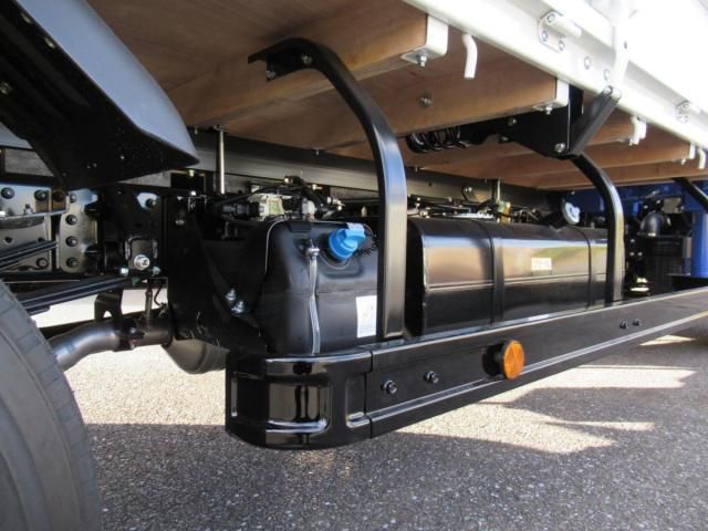 Mitsubishi CANTER 2025-12 6596105-14