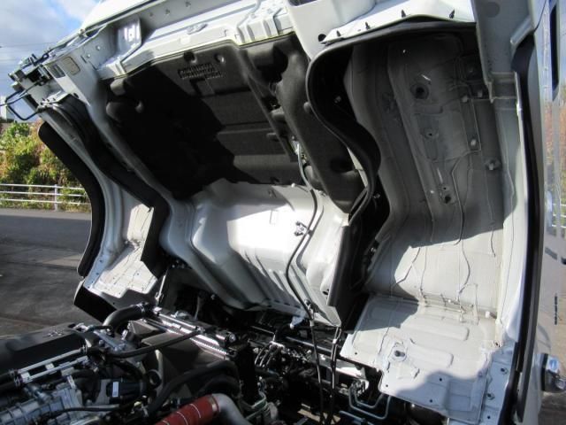Mitsubishi CANTER 2025-12 6596105-26