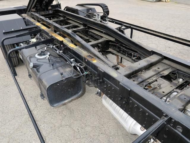 Mitsubishi CANTER 2024-06 6596112-11