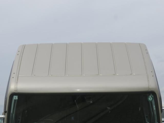 Mitsubishi CANTER 2024-06 6596112-15