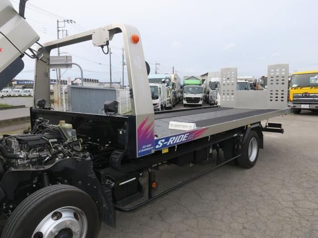Mitsubishi CANTER 2024-06 6596112-17