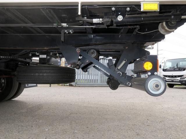 Mitsubishi CANTER 2024-06 6596112-21